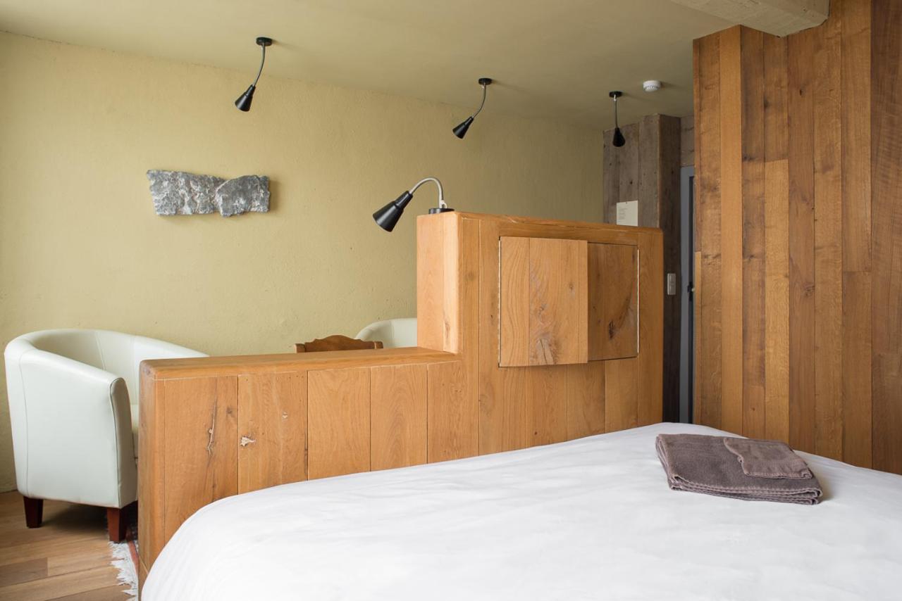 Poeziehotel Surplace - 15 Min Van Pairi Daiza & Industriezone Ghislenghien Bever Exteriör bild
