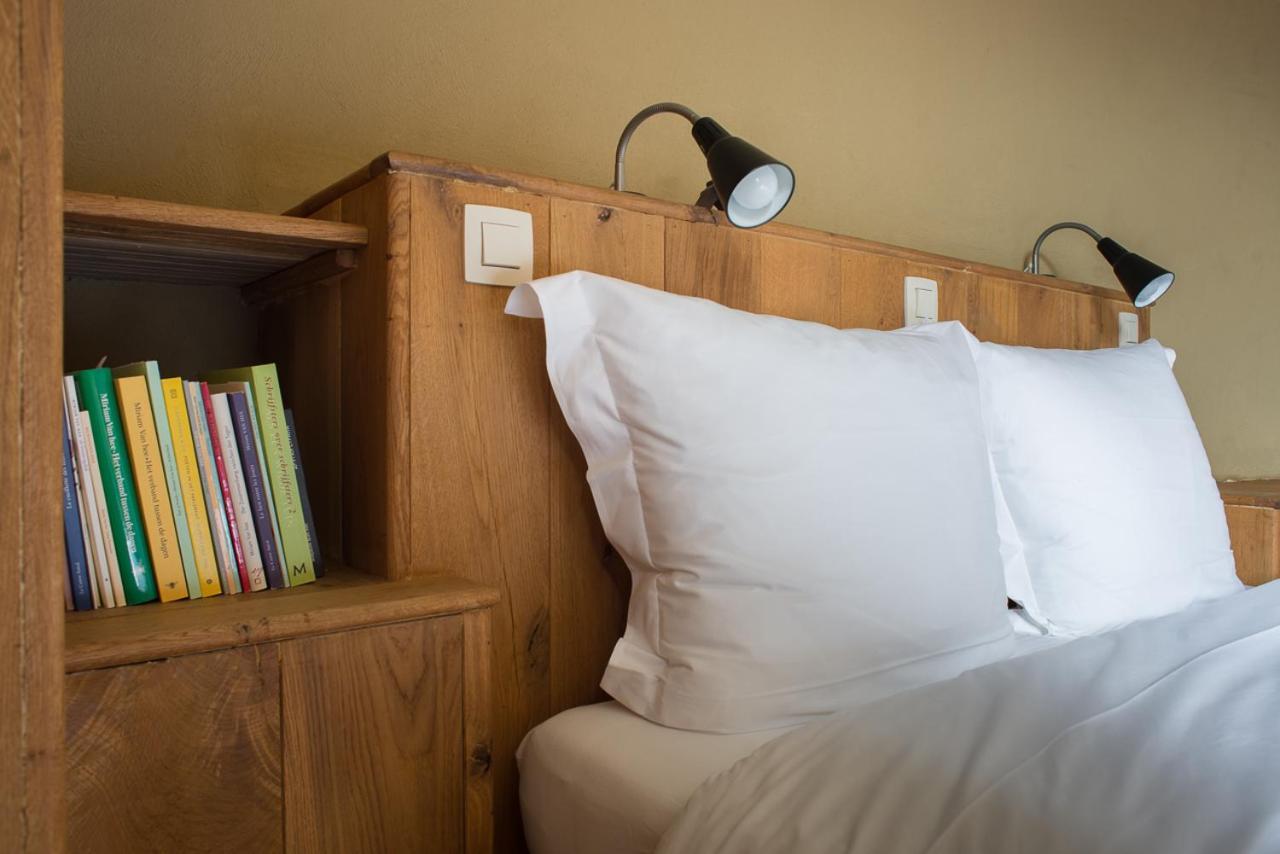 Poeziehotel Surplace - 15 Min Van Pairi Daiza & Industriezone Ghislenghien Bever Exteriör bild